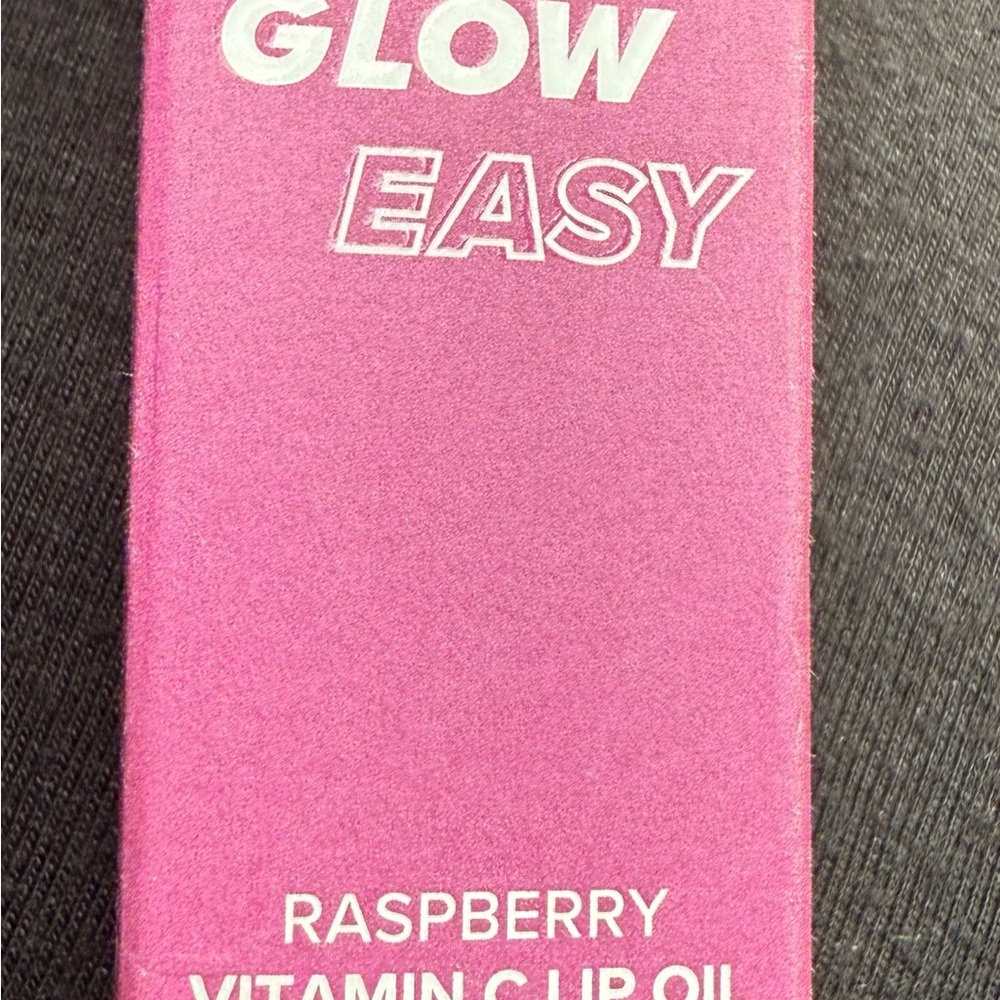 Glow Easy Raspberry Lip Oil